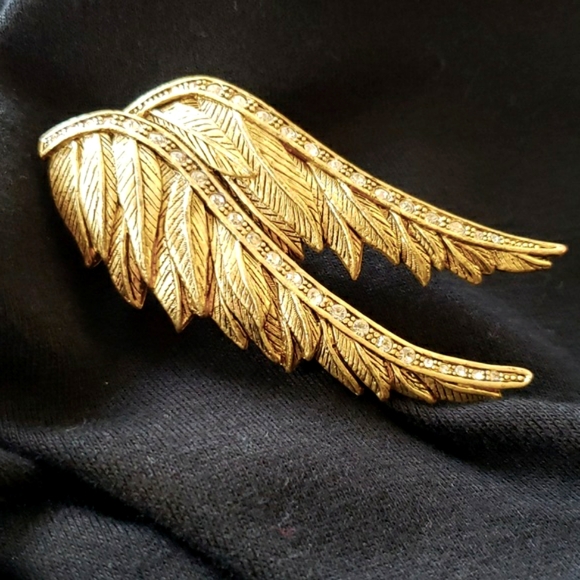 Angel wings gold and diamond large chunky ring w stretchy band signed - Picture 4 of 11